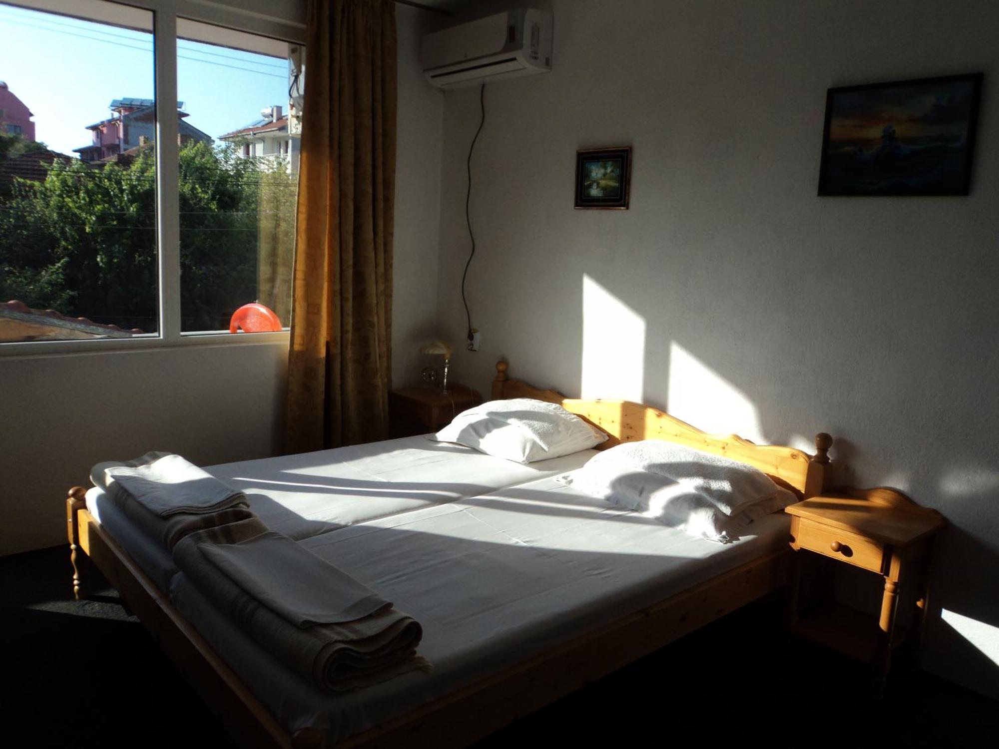 Guest House Drazhev Obzor Dış mekan fotoğraf